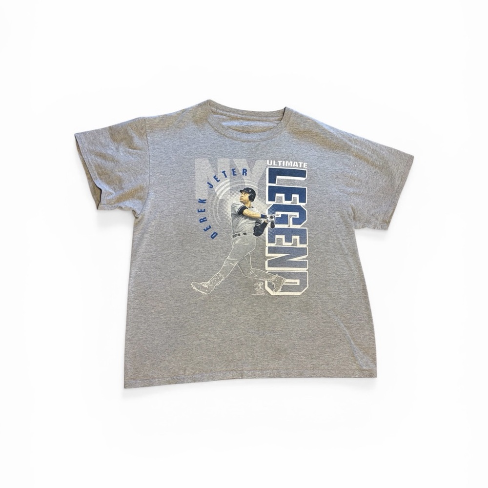 New York Yankees  'Ultimate Legend' Derek Jeter Graphic T-Shirt Men's Medium🔵⚾️